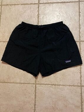 Patagonia Men's Black Nylon Shorts Drawstring Waist Size Medium